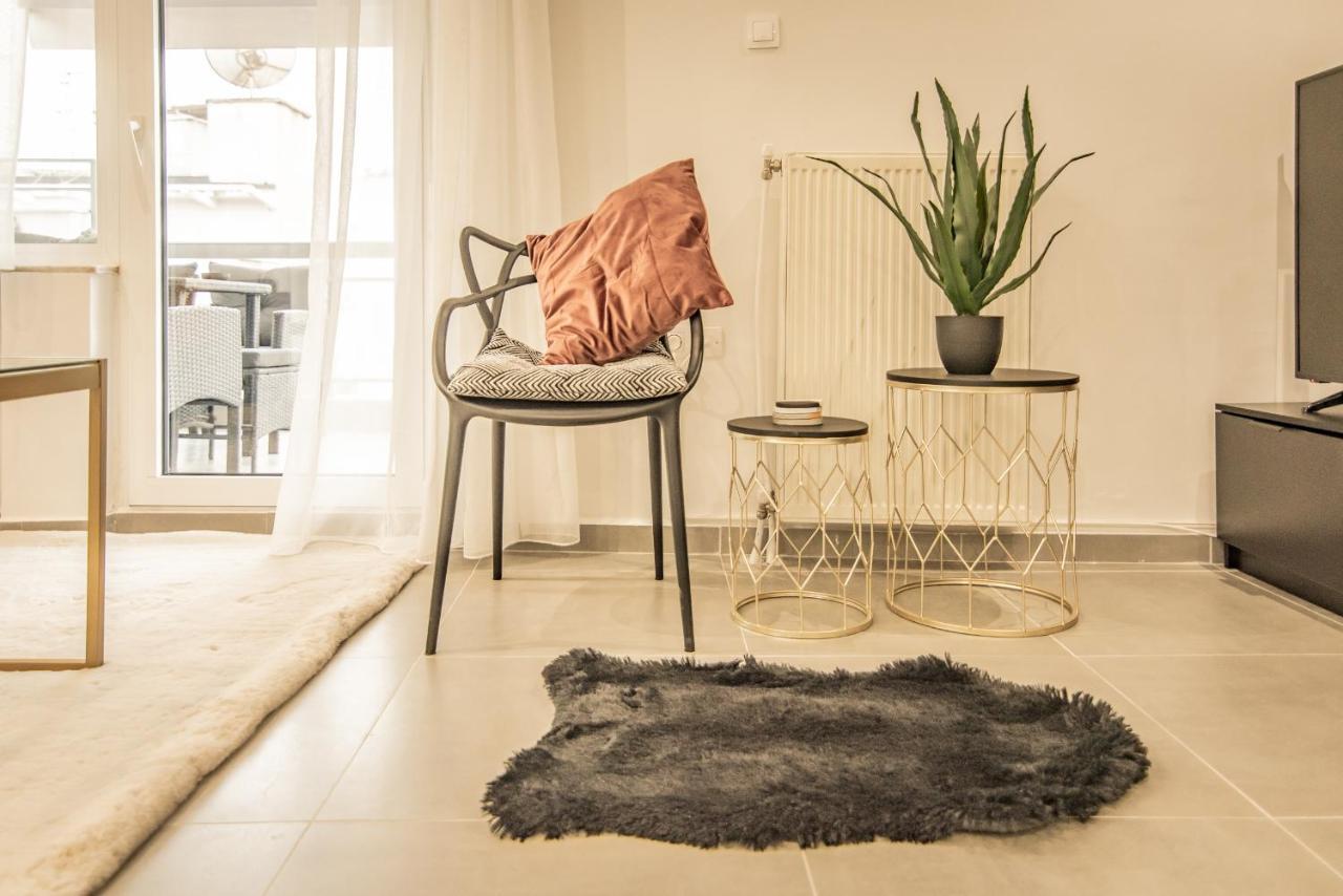 Apollo'S Apartment On Radio City Midas Home Salonic Exterior foto