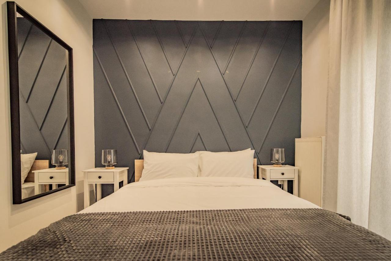 Apollo'S Apartment On Radio City Midas Home Salonic Exterior foto