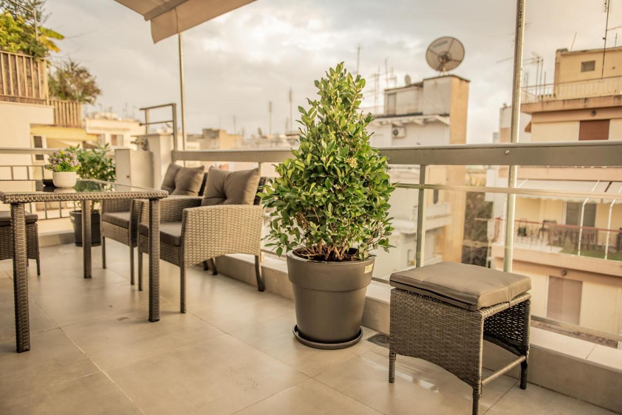 Apollo'S Apartment On Radio City Midas Home Salonic Exterior foto